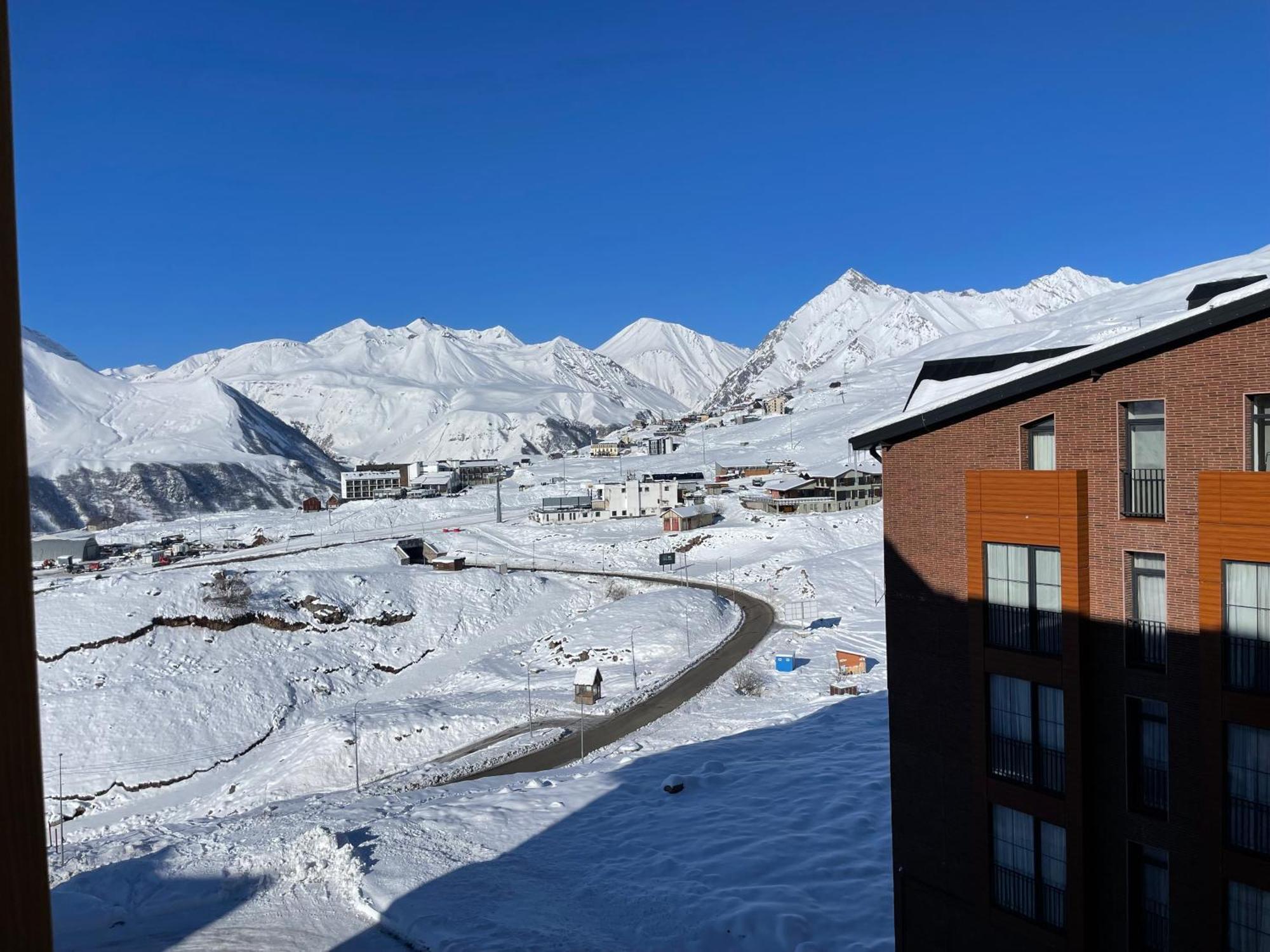 Four Season Gudauri Apartment Exterior photo