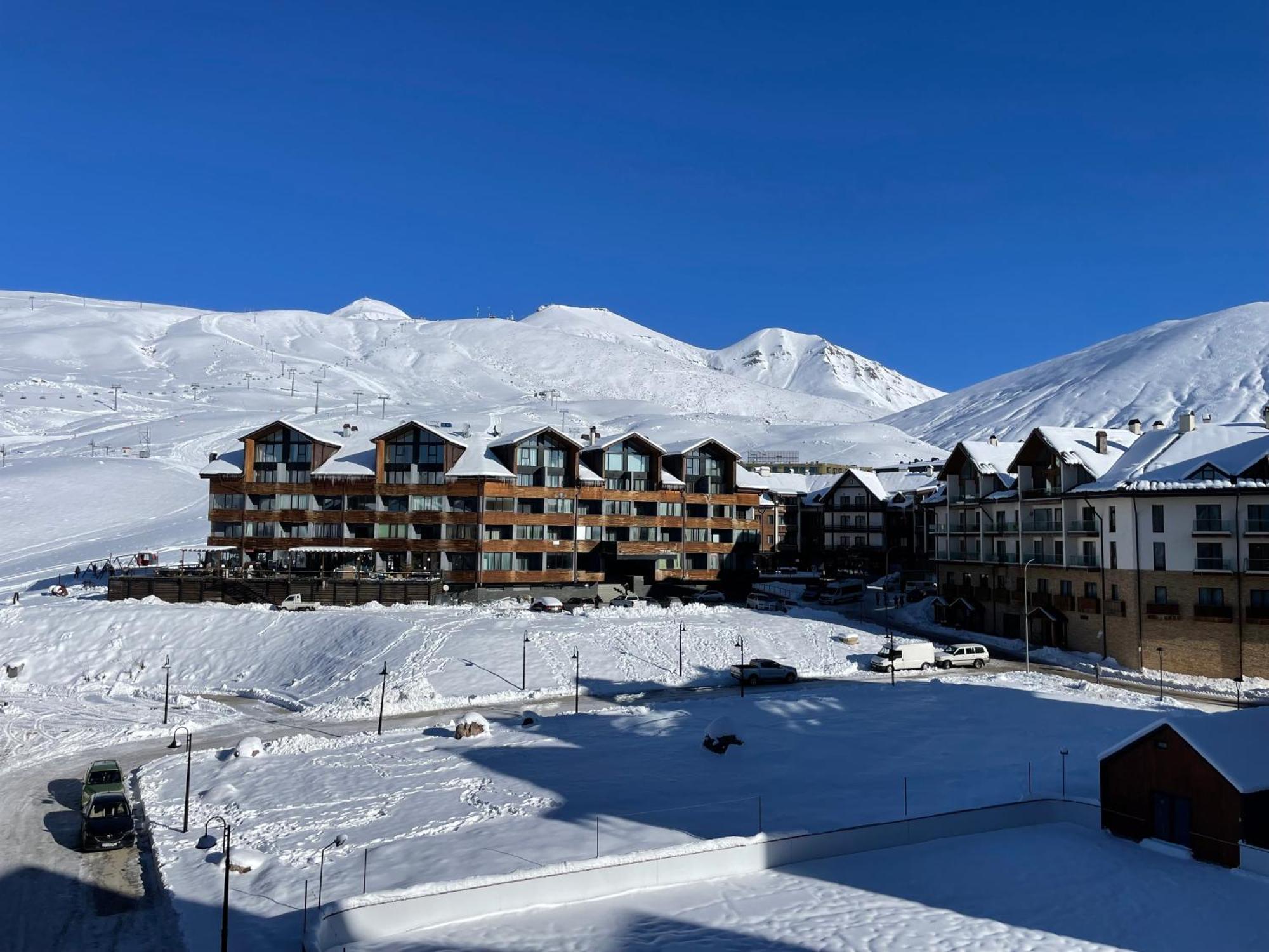 Four Season Gudauri Apartment Exterior photo